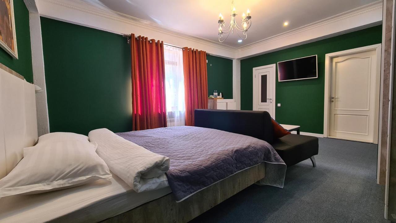 Cryptohotel.Club อัลมาตี ภายนอก รูปภาพ